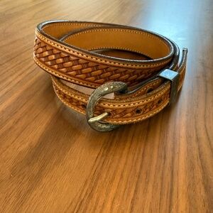 Vintage Windmill Hand Tooled Leather Belt